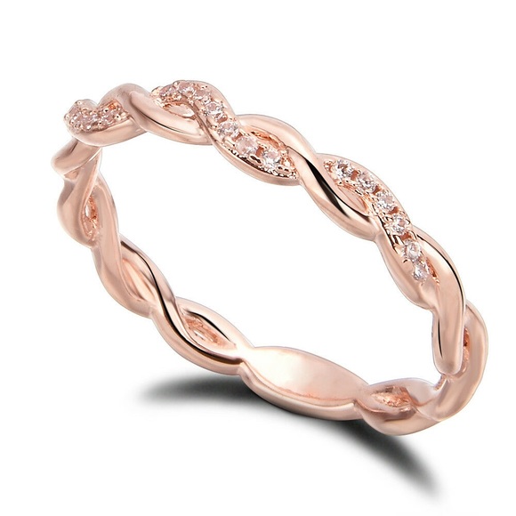 Jewelry - SOLD 💕New Rose Gold Coloured Twisted Studded Ring